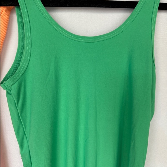NWT Lot of 2 Tank Tops Size XS Green and Orange U of Miami Lightweight Stretch - Picture 7 of 8